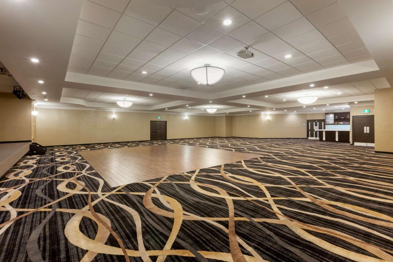 Best Western Plus Leamington Hotel & Conference Centre Exterior foto
